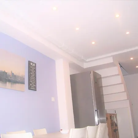 Harmony Near Opera *