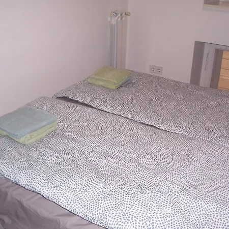 Homestay South Near Opera