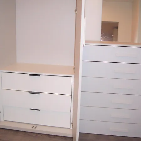 Δωμάτια σε οικογενειακή κατοικία Harmony Near Opera