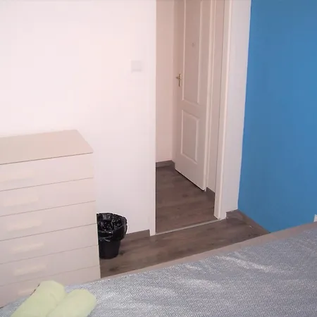 Harmony Near Opera 民宿